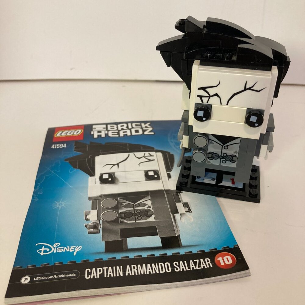 LEGO 41594 Disney Brick Headz Captain Armando Salazar Near Complete + Manual